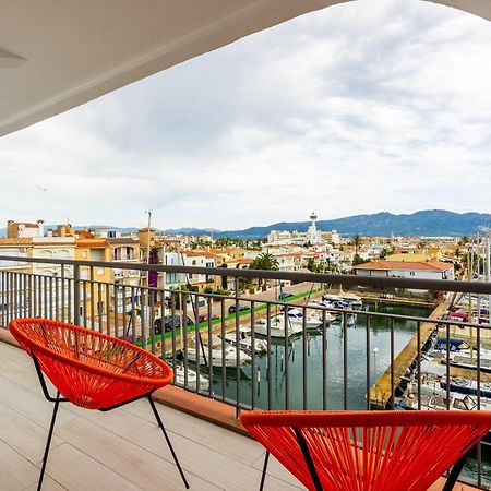 Apartamento Frente Al Canal Con Terraza Empuriabrava Kültér fotó