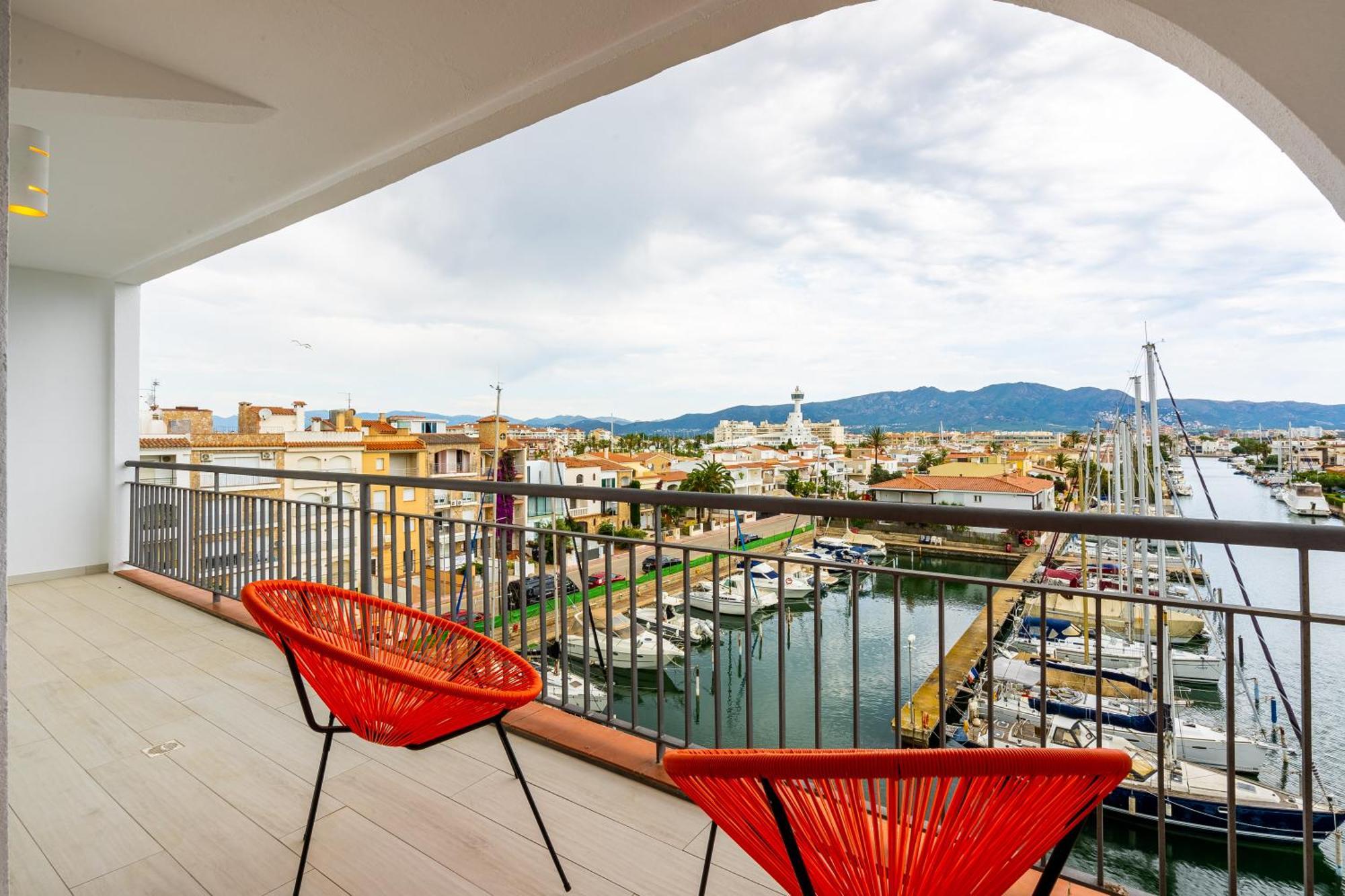 Apartamento Frente Al Canal Con Terraza Empuriabrava Kültér fotó